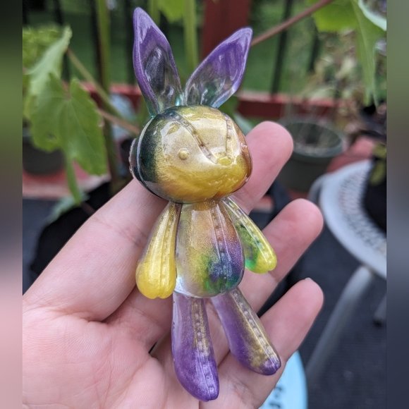 Bunny Rabbit Magnet Handmade Resin Art Cute Gift Rabbits Bunny kawaii - Picture 3 of 9